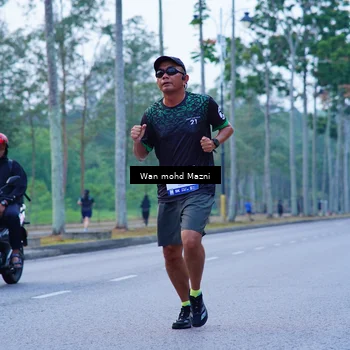 Runner Photo 8249894