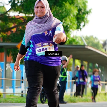Runner Photo 8250001