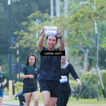 Runner Photo 8250024