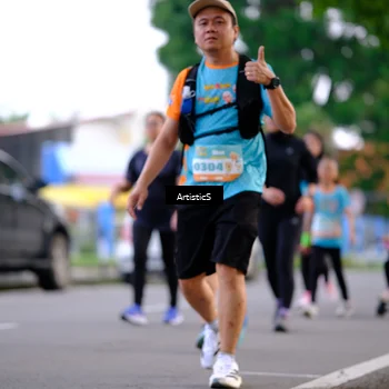 Runner Photo 8250027
