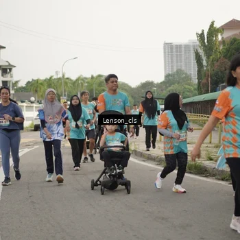 Runner Photo 8250043