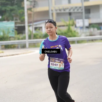 Runner Photo 8250045