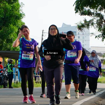 Runner Photo 8250047