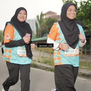 Runner Photo 8250049
