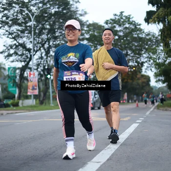 Runner Photo 8250061