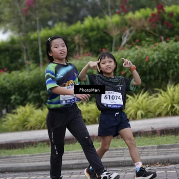 Runner Photo 8250077