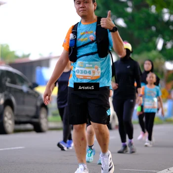 Runner Photo 8250078
