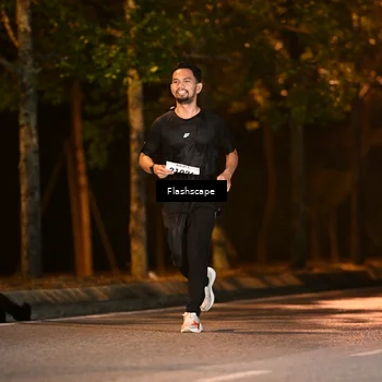 Runner Photo 8250087