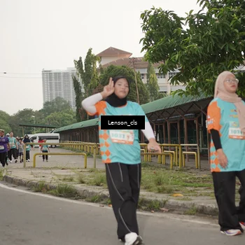 Runner Photo 8250088