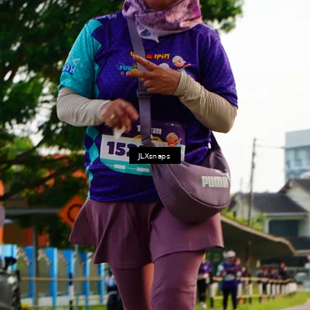 Runner Photo 8250099