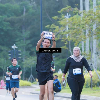 Runner Photo 8250102