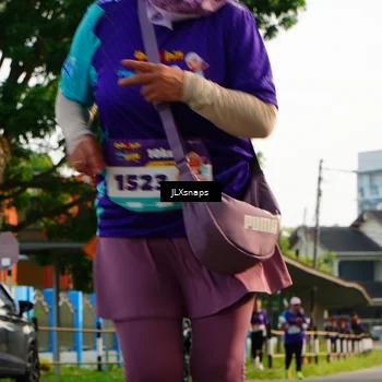 Runner Photo 8250103