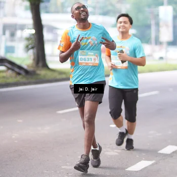 Runner Photo 8250104