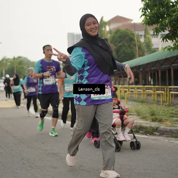 Runner Photo 8250110