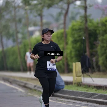 Runner Photo 8250113