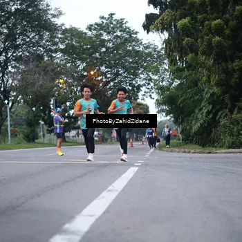 Runner Photo 8250126