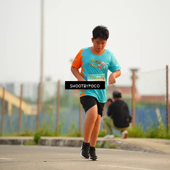 Runner Photo 8250157