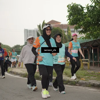 Runner Photo 8250163