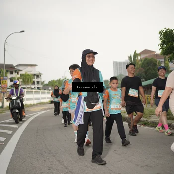 Runner Photo 8250183