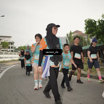 Runner Photo 8250188