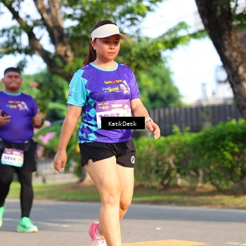 Runner Photo 8250210