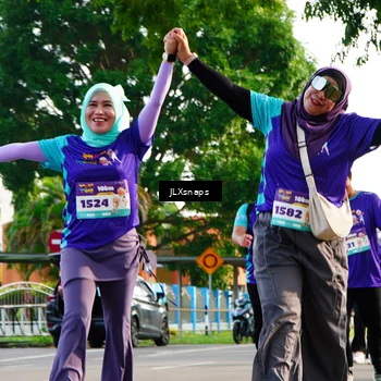Runner Photo 8250213