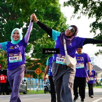 Runner Photo 8250224