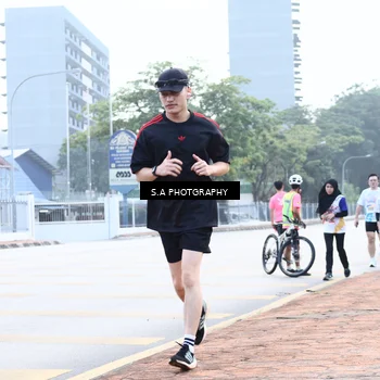 Runner Photo 8250237