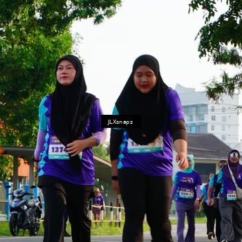 Runner Photo 8250258