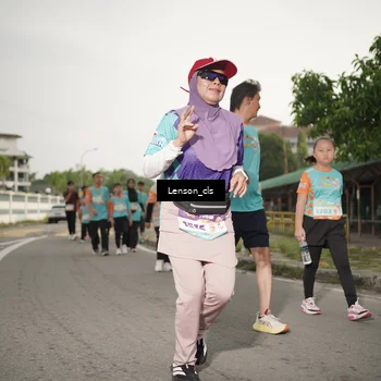 Runner Photo 8250263