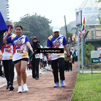 Runner Photo 8250272