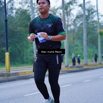 Runner Photo 8250296