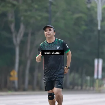 Runner Photo 8250303
