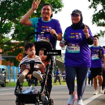 Runner Photo 8250305