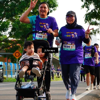 Runner Photo 8250317