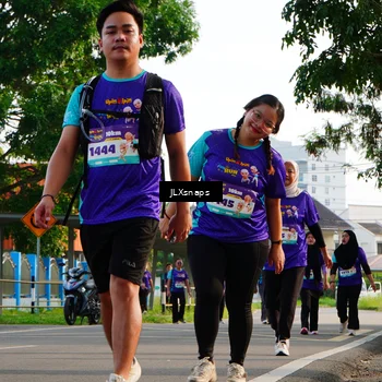 Runner Photo 8250328