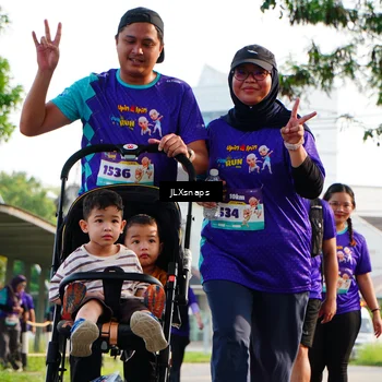 Runner Photo 8250340