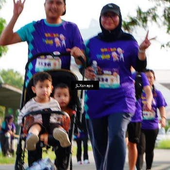 Runner Photo 8250345