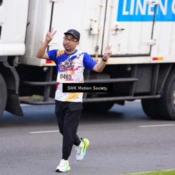 Runner Photo 8250362