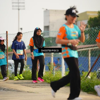 Runner Photo 8250388