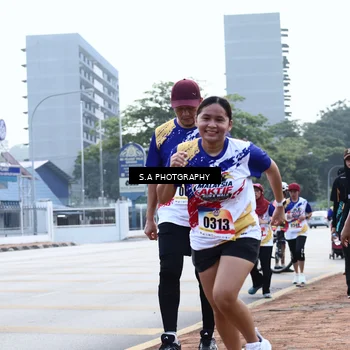 Runner Photo 8250394
