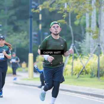 Runner Photo 8250402