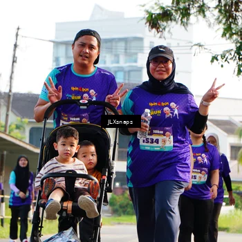 Runner Photo 8250410