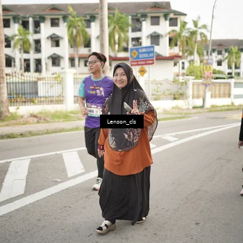 Runner Photo 8250415