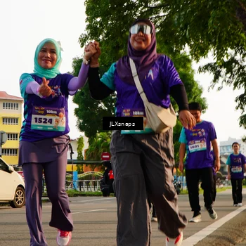 Runner Photo 8250418