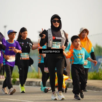 Runner Photo 8250425