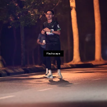 Runner Photo 8250434