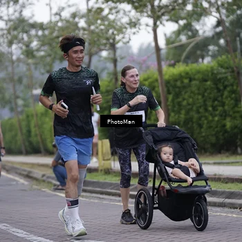 Runner Photo 8250437
