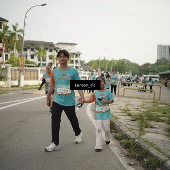 Runner Photo 8250463