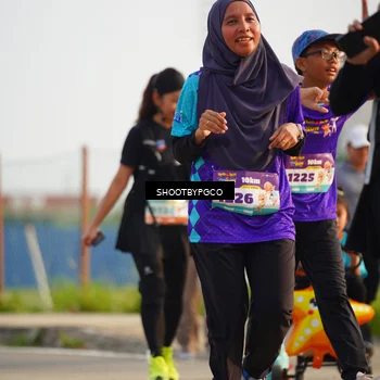 Runner Photo 8250475